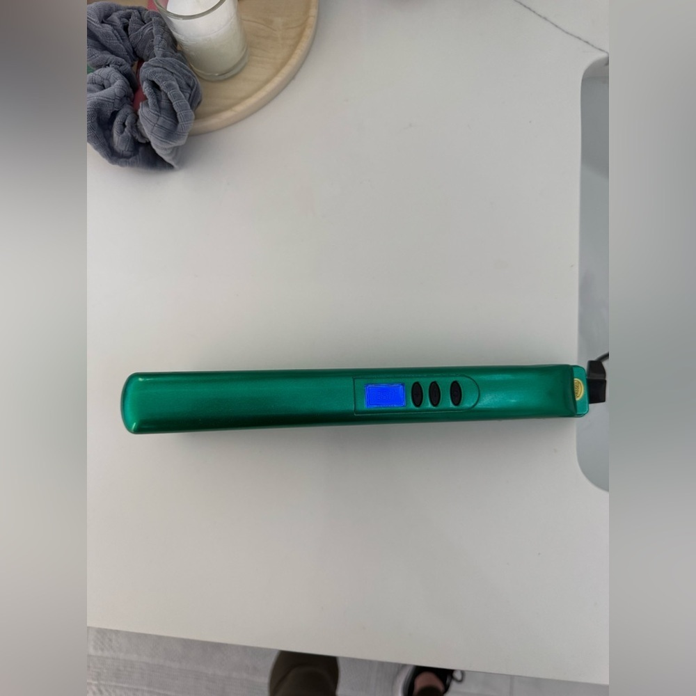 CHI Smart Digital Ceramic Flat Iron Green Hair Straightener